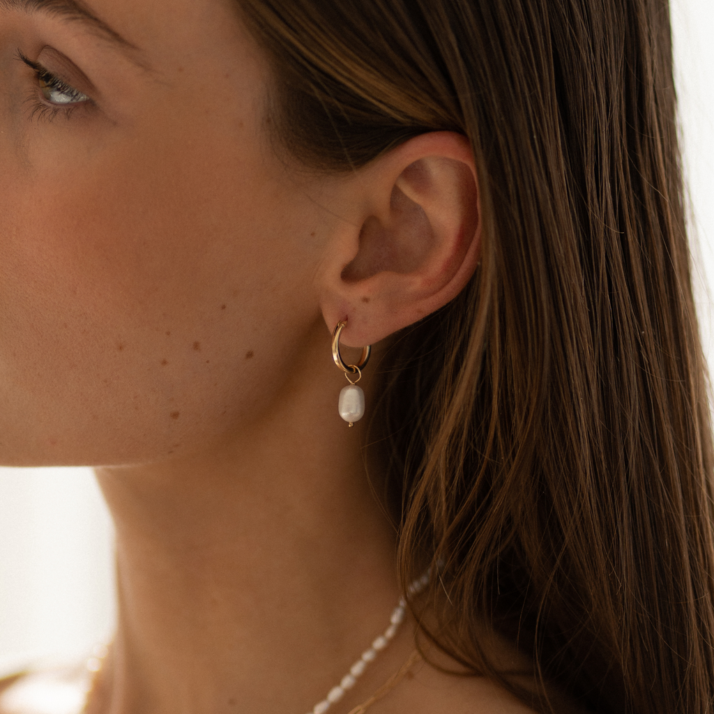Classic pearl earrings deals